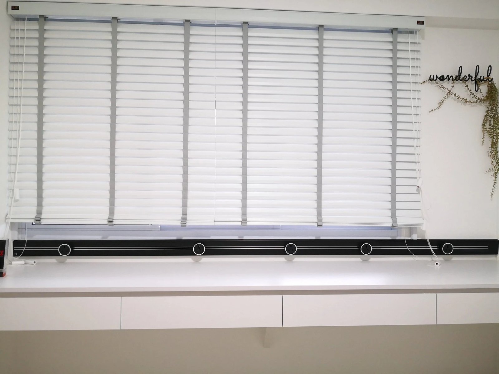 Line8 Model SL track in Black Hairline above a study desk