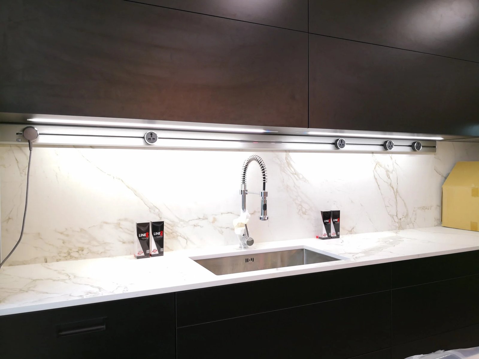Line8 Model SL track in Silver Hairline above a kitchen sink