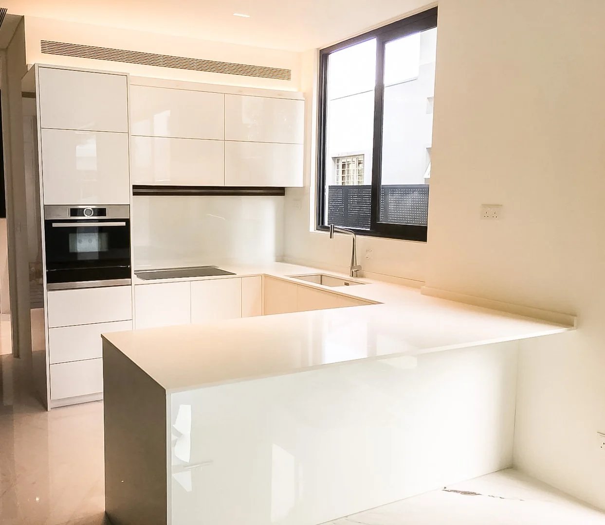 Line8 Model SL track in Black Hairline above the kitchen sink