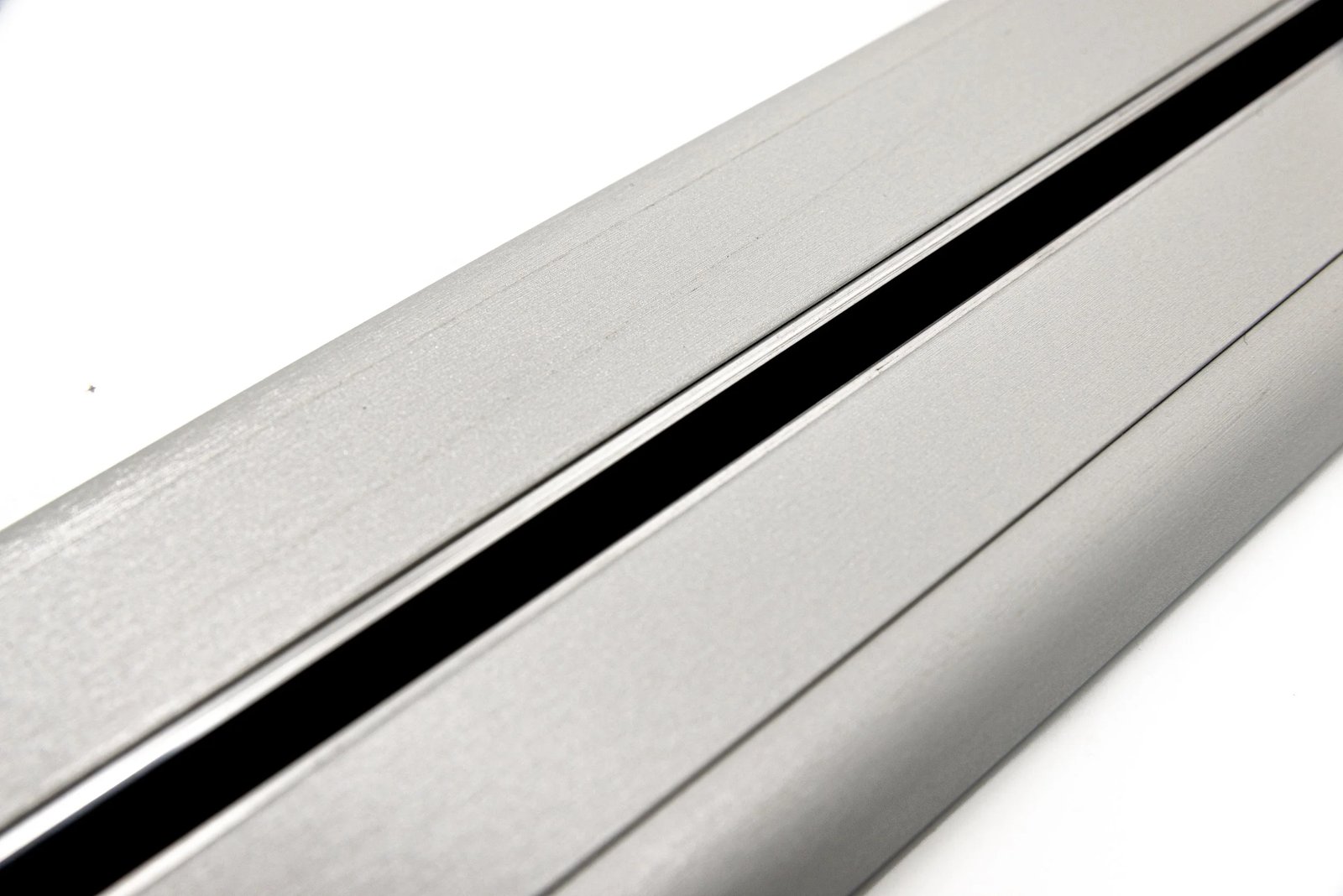 Line8 Model SL track in Silver Hairline on a flat surface