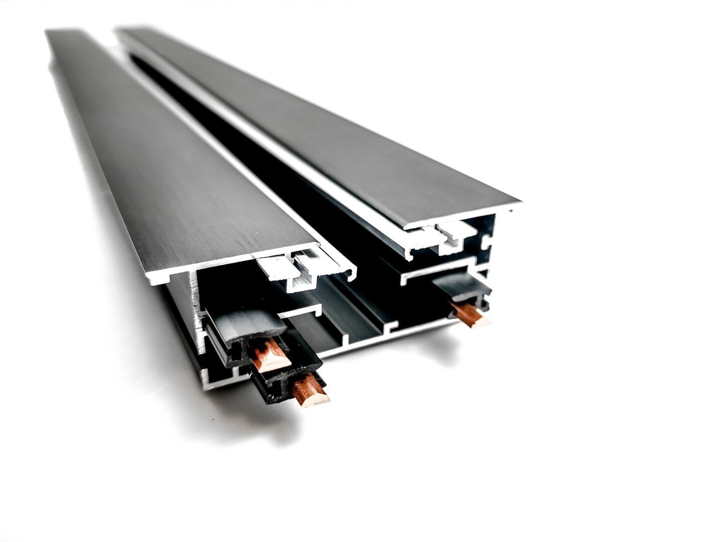 Line8 img 20191210 — modular power track system