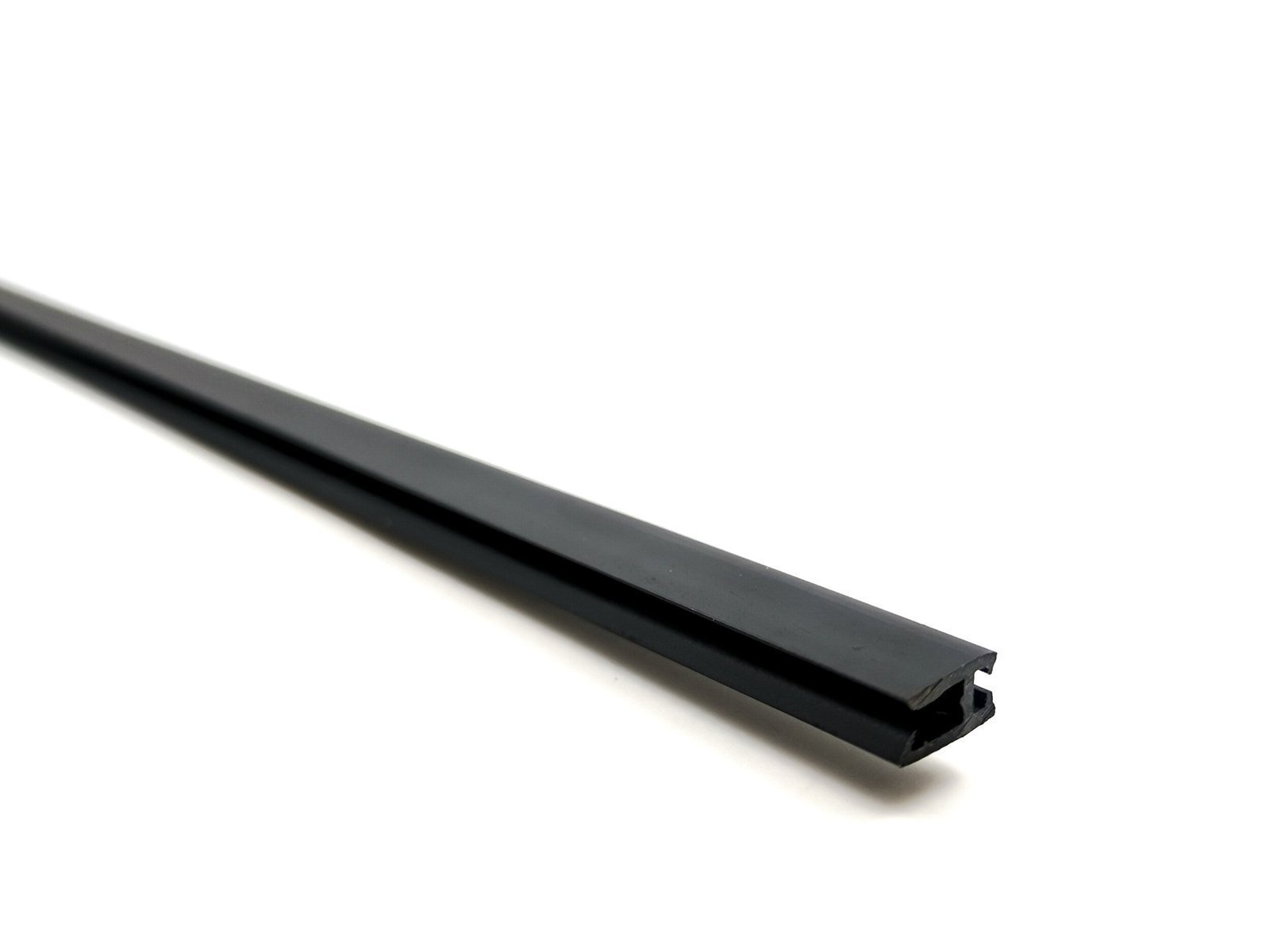 Line8 img 20191210 — modular power track system