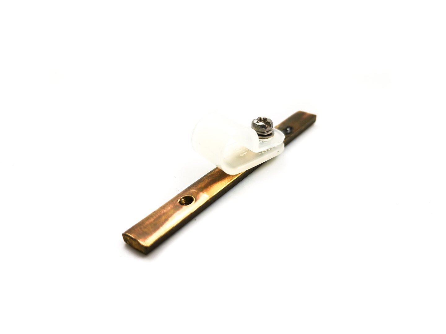 Line8 img 20191210 — modular power track system